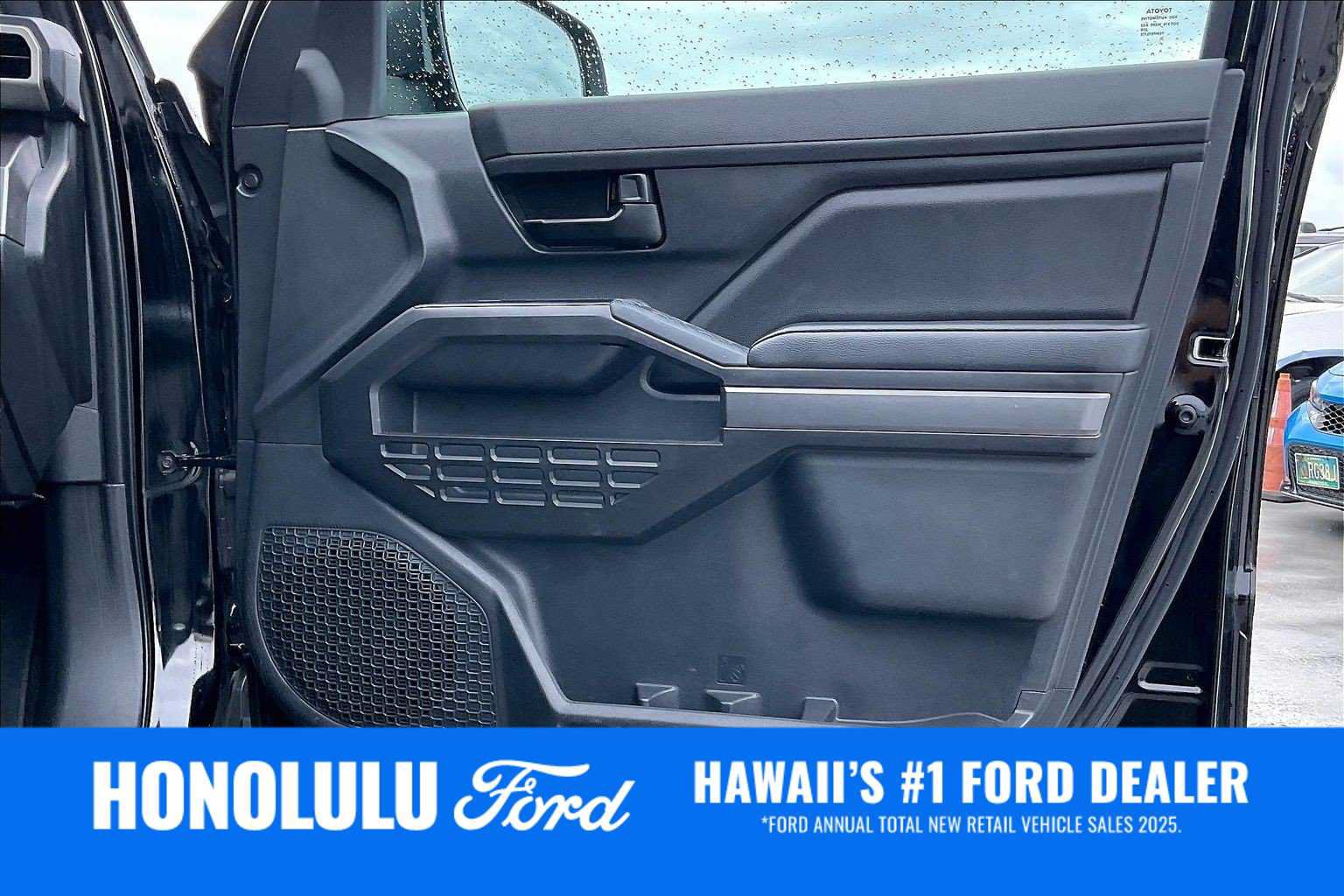 Used 2025 Toyota Tacoma SR5 AWD/4WD image 28