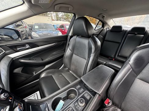 Used 2018 Nissan Maxima 3.5 SV image 23