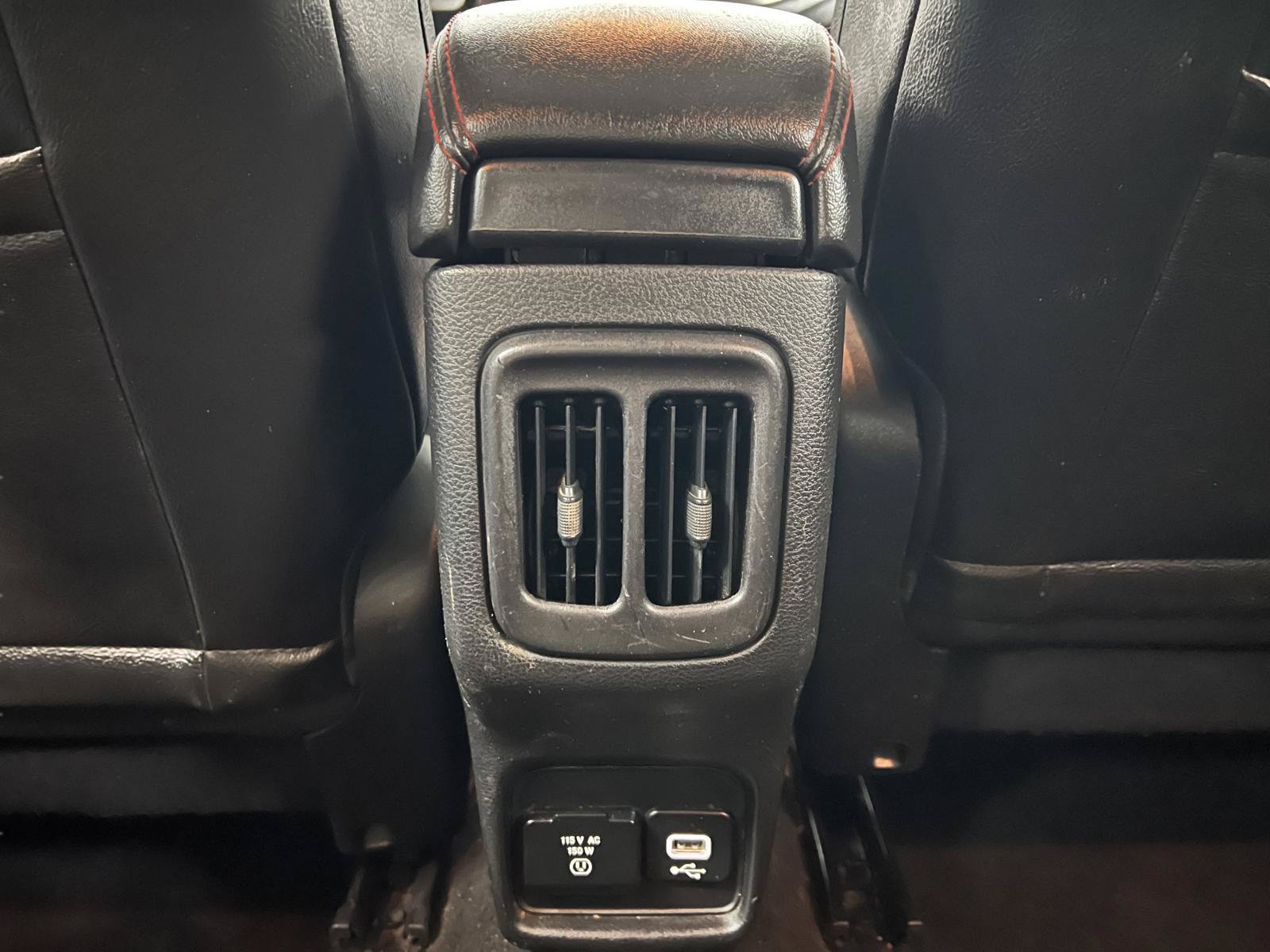 Used 2018 Jeep Compass Trailhawk AWD/4WD image 33