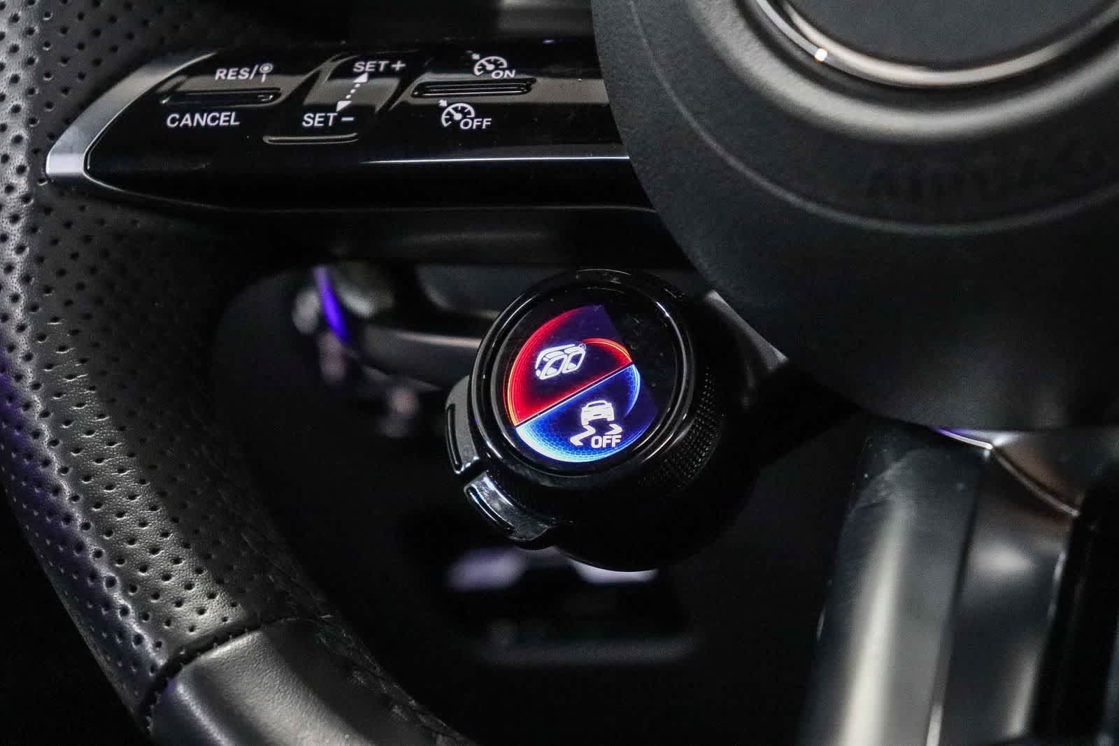 Certified 2026 Mercedes-Benz GLC 43 AMG 4MATIC image 20