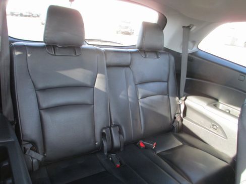 Used 2019 Honda Pilot Touring image 22