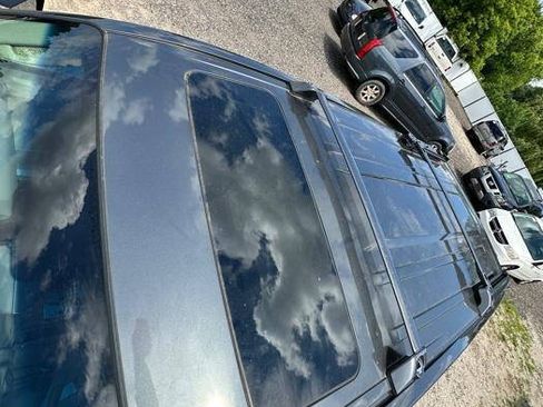 Used 2005 INFINITI QX56 4WD image 10