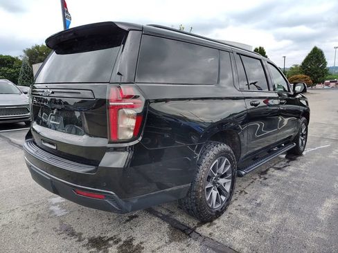 Used 2024 Chevrolet Suburban Z71 w/ Luxury Package AWD/4WD image 5