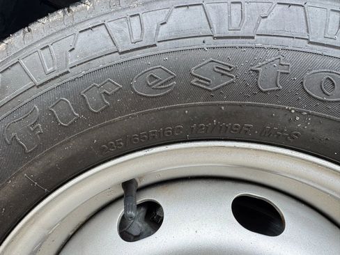 Used 2019 Ford Transit 150 XL image 19