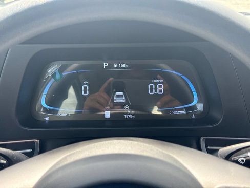 Used 2026 Hyundai Elantra SE FWD image 12
