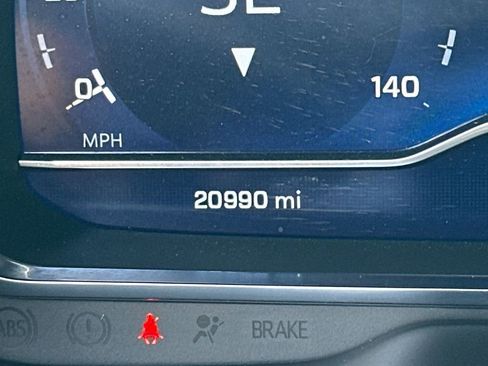 Used 2024 Chevrolet Tahoe Z71 w/ Z71 Off-Road Package AWD/4WD image 29