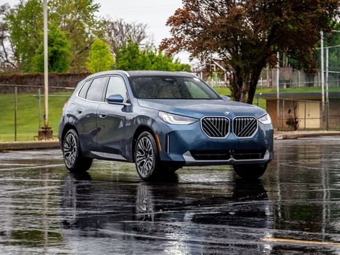 New 2026 BMW X3 xDrive30 w/ Premium Package AWD/4WD image 6