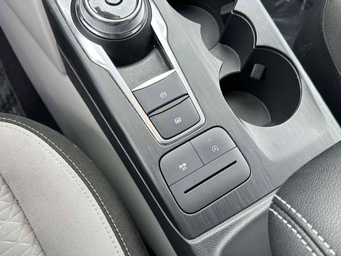 Used 2023 Ford Escape Active image 31