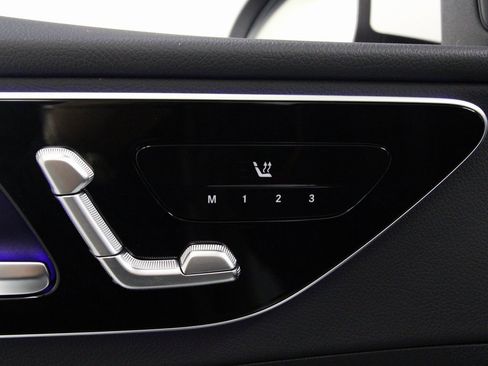 Certified 2025 Mercedes-Benz C 300 4MATIC Sedan image 23