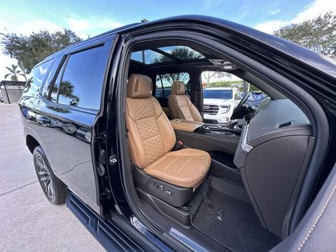 Certified 2022 Cadillac Escalade Sport RWD image 35