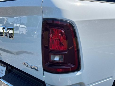 New 2026 RAM 2500 Big Horn AWD/4WD image 12