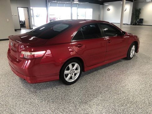 Used 2009 Toyota Camry SE FWD image 7