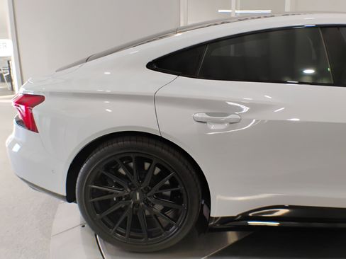 Used 2022 Audi e-tron GT Prestige w/ Prestige Package image 61