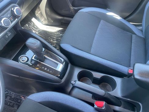 Used 2025 Nissan Versa SV image 41