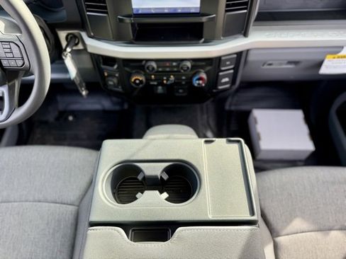 New 2025 Ford F550 4x4 Crew Cab Super Duty w/ XL Chrome Package image 24