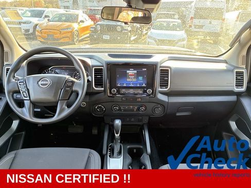 Certified 2023 Nissan Frontier SV w/ Tow Package AWD/4WD image 16