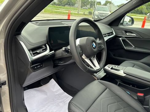 Used 2026 BMW X1 xDrive28i w/ Technology Package AWD/4WD image 32