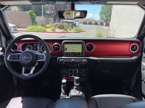 Used 2023 Jeep Gladiator Rubicon w/ LED Lighting Group AWD/4WD image 21