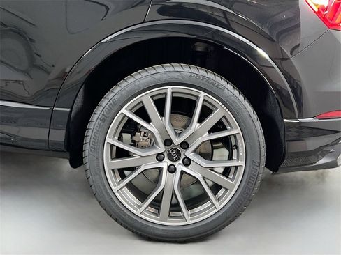 New 2025 Audi Q3 2.0T Premium Plus image 32