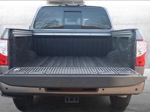 Certified 2024 Nissan Titan SV w/ SV Convenience Package image 7