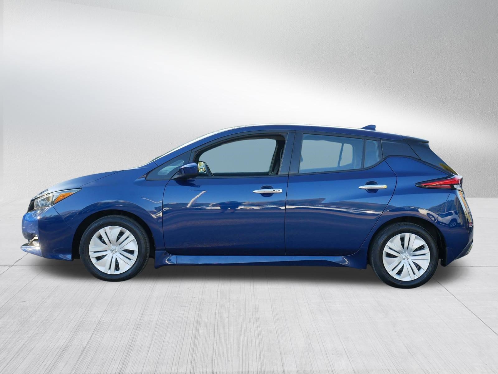 Certified 2025 Nissan Leaf S FWD image 4
