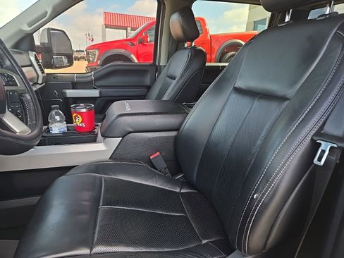 Used 2020 Ford F350 Lariat w/ Lariat Value Package AWD/4WD image 8