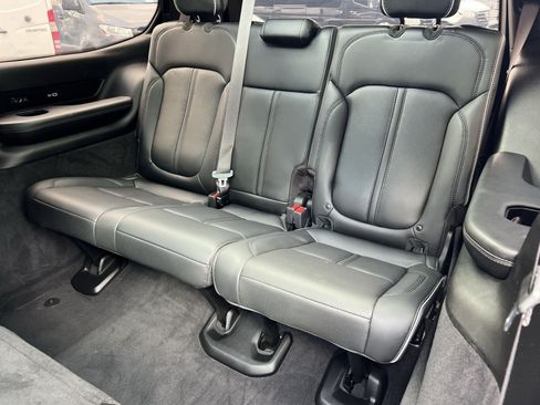 Used 2022 Jeep Grand Wagoneer Series II AWD/4WD image 31