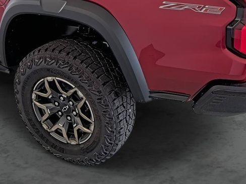 New 2026 Chevrolet Colorado ZR2 w/ Technology Package AWD/4WD image 9