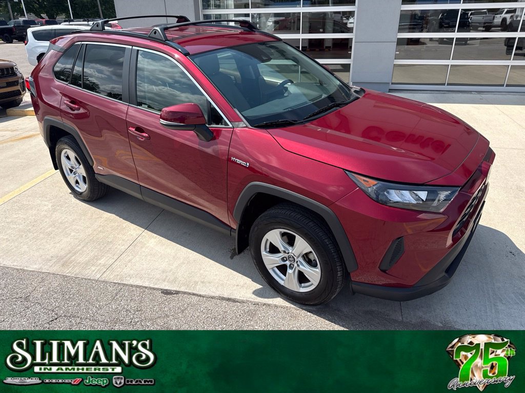 Used 2019 Toyota RAV4 LE w/ Carpet Mat Package AWD/4WD image 1