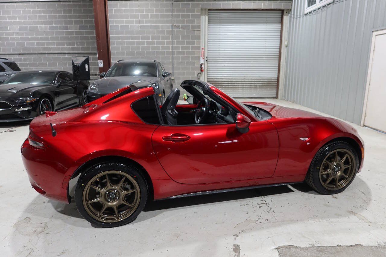 Used 2022 MAZDA MX-5 Miata RF Grand Touring RWD image 6