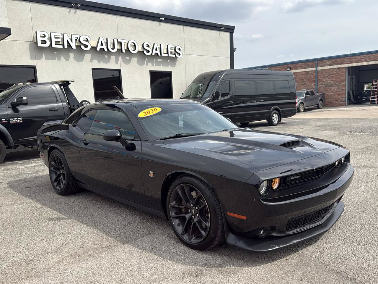 Used 2020 Dodge Challenger R/T Scat Pack w/ Driver Convenience Group RWD image 4