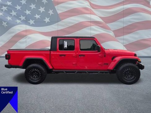 Used 2023 Jeep Gladiator Sport AWD/4WD image 2