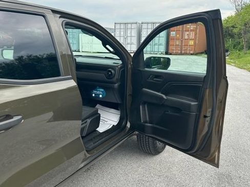 Used 2024 Chevrolet Colorado Trail Boss w/ Advanced Trailering Package AWD/4WD image 41