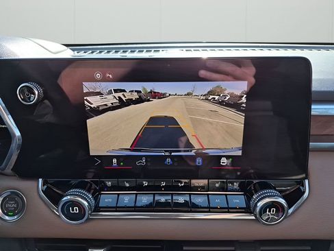 New 2026 GMC Canyon Denali image 42