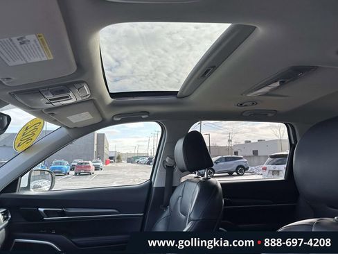 Certified 2022 Kia Telluride S image 20