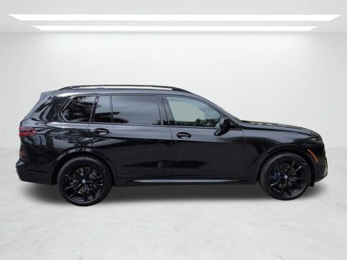 New 2026 BMW X7 xDrive40i w/ Executive Package image 3