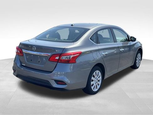 Used 2017 Nissan Sentra SV FWD image 4