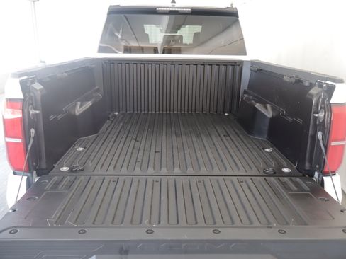 Certified 2024 Toyota Tacoma SR5 image 21