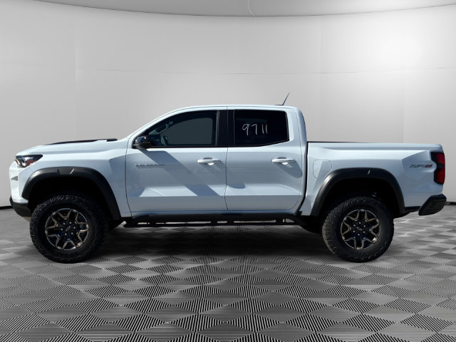 New 2026 Chevrolet Colorado ZR2 w/ Technology Package AWD/4WD image 2