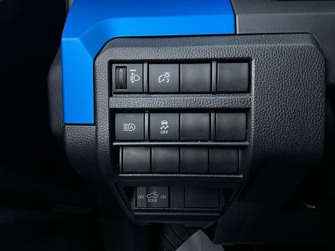 Used 2025 Toyota Tacoma TRD Off-Road image 20