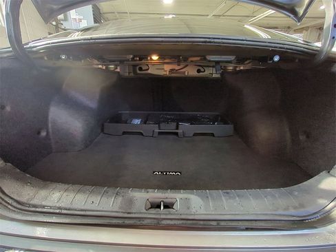 Used 2023 Nissan Altima 2.5 SR image 25