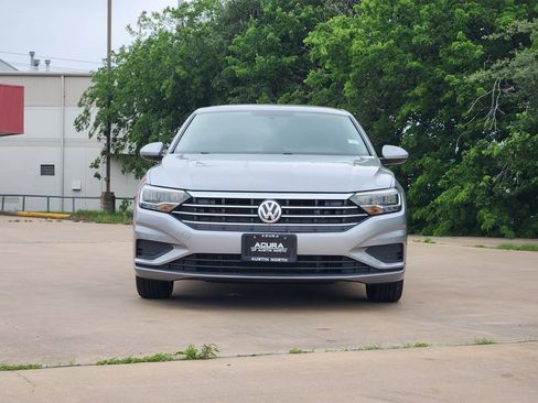 Used 2020 Volkswagen Jetta S w/ Driver Assistance Package FWD image 2
