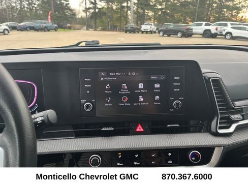 Used 2023 Kia Sportage LX image 20