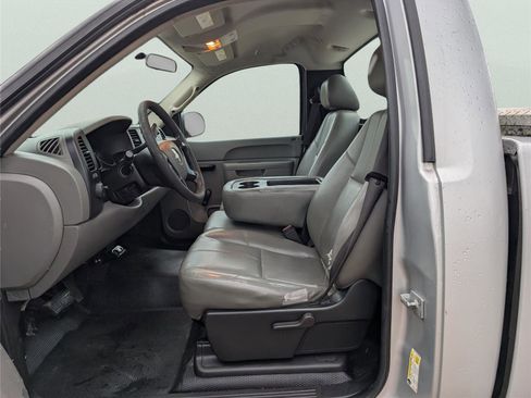 Used 2010 Chevrolet Silverado 1500 W/T RWD image 11