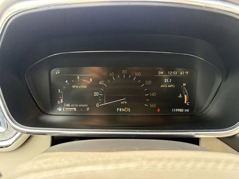 Used 2017 Lincoln Continental Premiere FWD image 49
