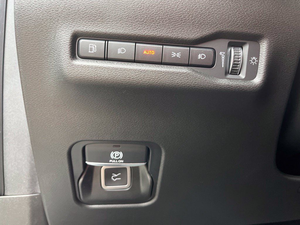 New 2026 Jeep Cherokee Limited AWD/4WD image 13