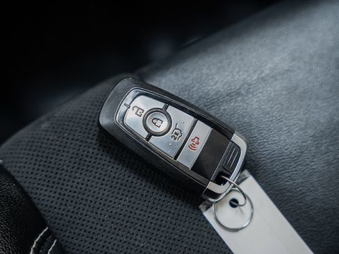 Used 2023 Ford Edge ST image 50