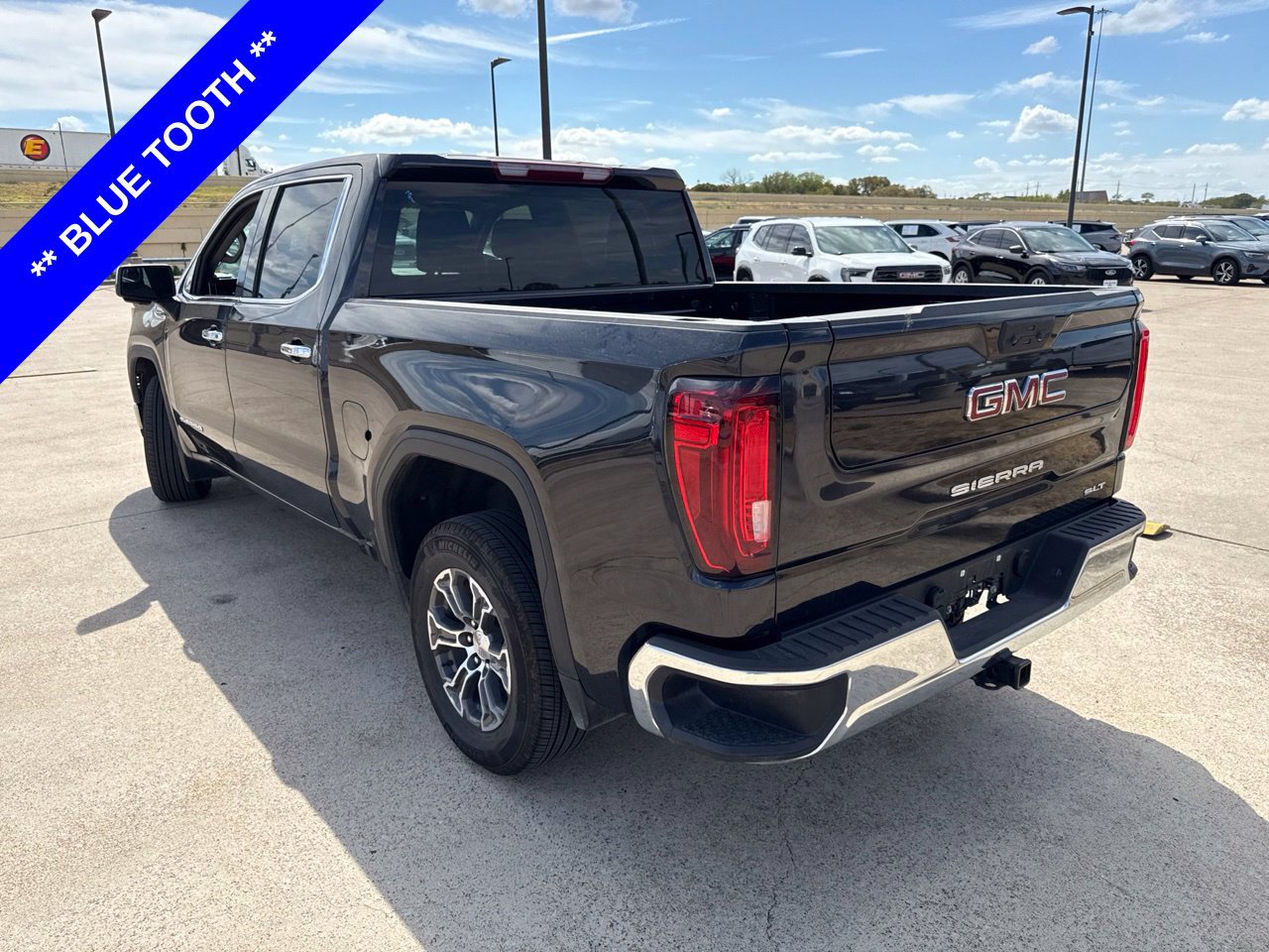 Used 2026 GMC Sierra 1500 SLT RWD image 8