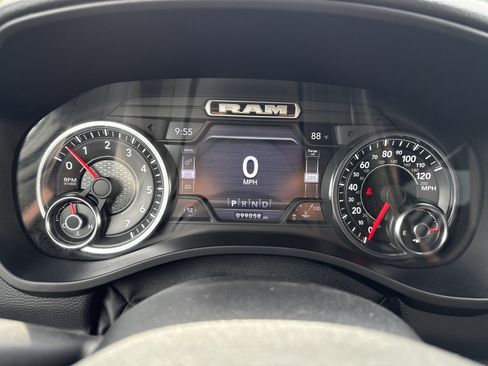 Used 2019 RAM 1500 Big Horn AWD/4WD image 24
