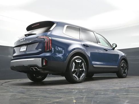 Used 2024 Kia Telluride EX AWD/4WD image 38